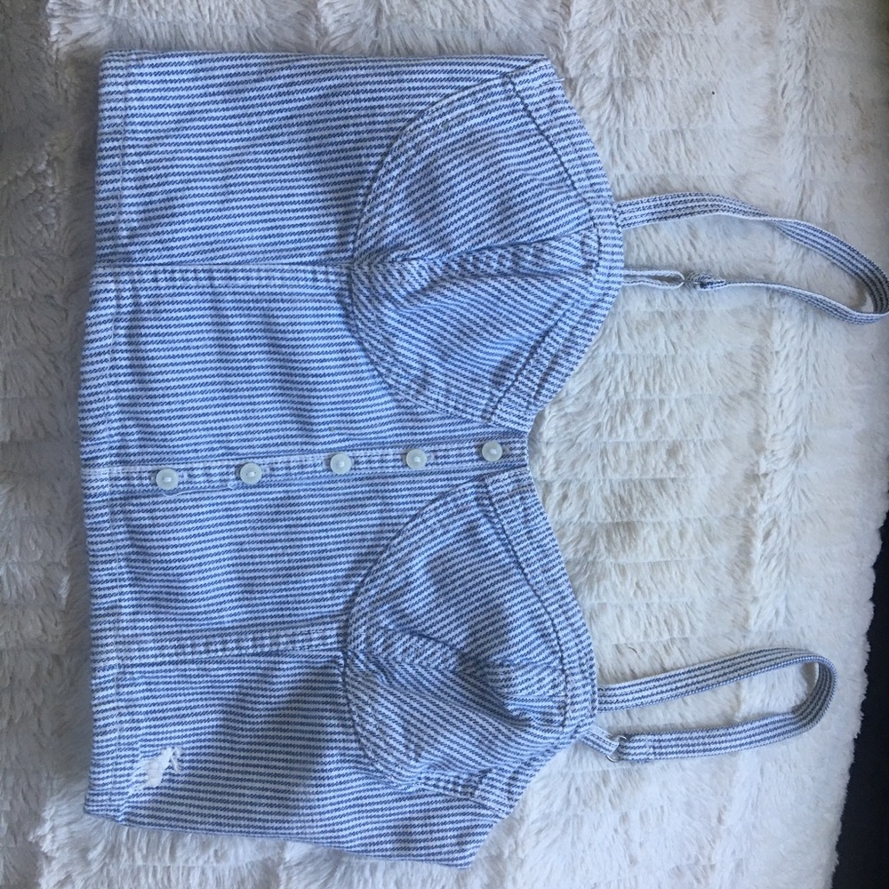 Abercrombie girl’s crop top